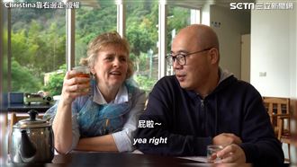 美國媽嗆屁啦超台　結婚25年如熱戀