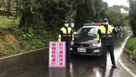 新北市，淡水，交通管制，下雪，陽明山，巴拉卡公路