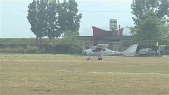 新／輕航機墜毀　目擊者：聽到爆炸聲