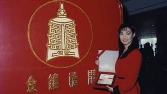 嫁豪門卻破產　玉女歌手崩潰差點出家