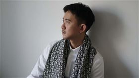 張力中，《孤獨力：讓學習與思考更有威力》（圖/方舟文化提供）