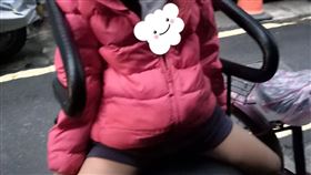 短褲,寒流,上學,低溫(翻攝自 爆廢公社二館)