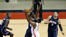 ▲哈登（James Harden）全場0買犯，攻下15分13助攻。（圖／美聯社／達志影像）