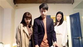 葉星辰獻出首次女女吻，黃薇渟自爆曾懷疑愛女生。（圖／東森提供）