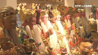 是時候了！神明「進廠修修臉」迎新年