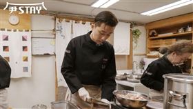 《尹STAY》尹汝貞、李瑞鎮、朴敘俊、鄭有美、崔宇植。（圖／愛奇藝國際站提供）