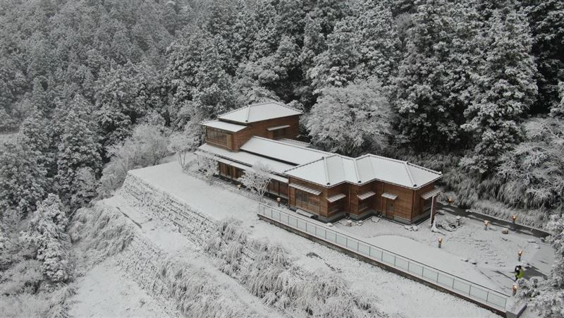 不輸「寂寞派出所」　這雪景彷彿日本