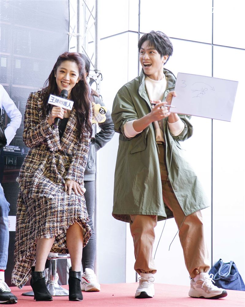 胡宇威、葉星辰、黃薇渟、林孫煜豪出席王牌辯護人粉絲見面會。（圖／記者楊澍攝影）