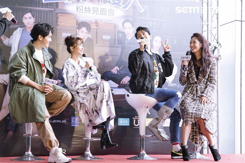 胡宇威、葉星辰、黃薇渟、林孫煜豪出席王牌辯護人粉絲見面會。（圖／記者楊澍攝影）