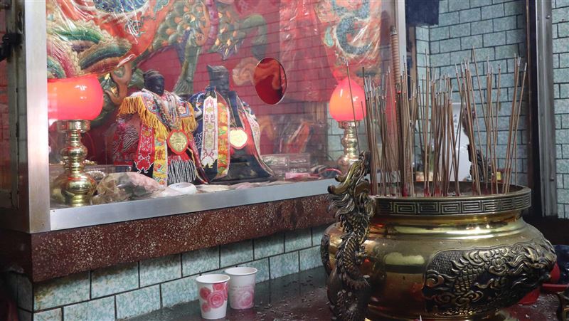 這對土地公婆結婚百年　廟方喜辦慶典