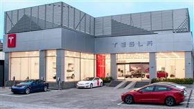 ▲Tesla Center高雄服務體驗中心開幕（圖／Tesla提供）