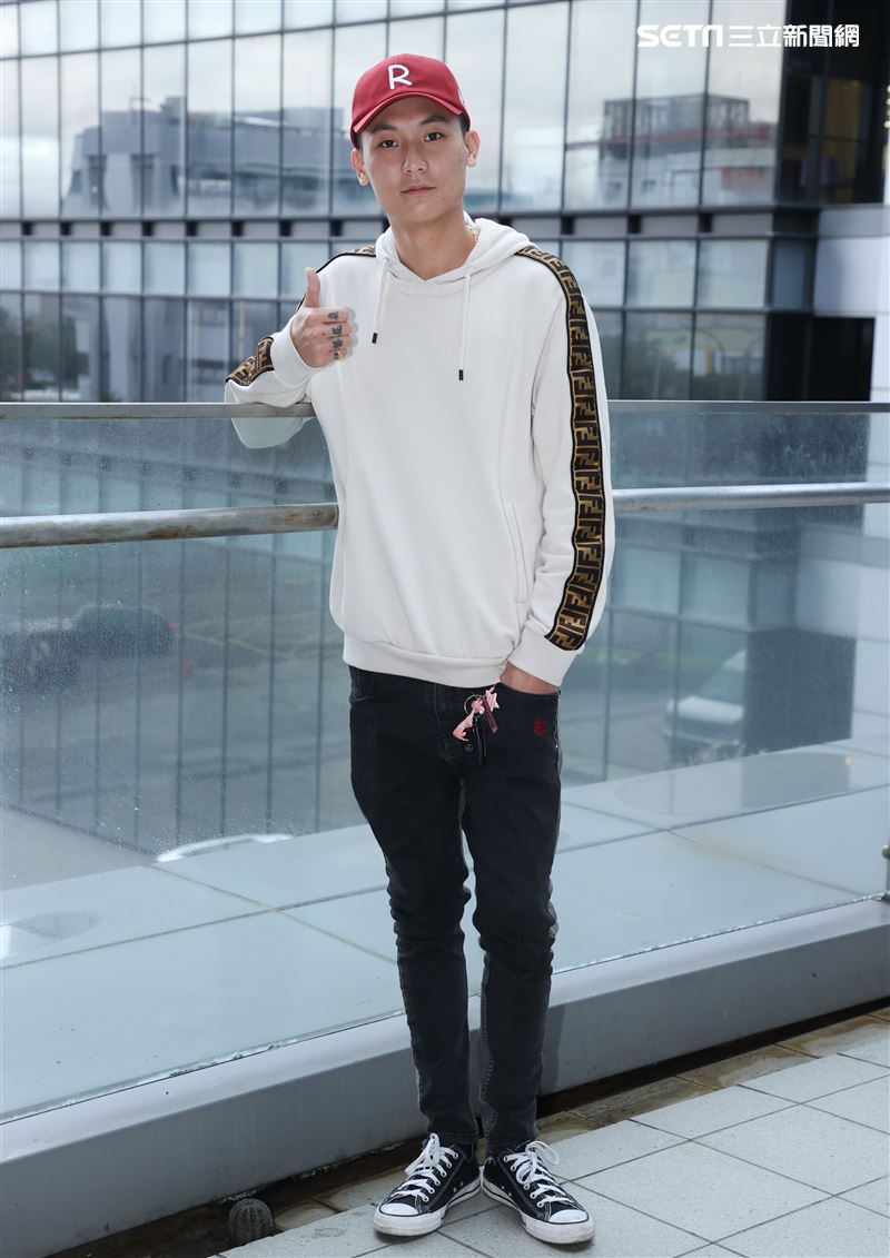 阿倉、屁辰三立新聞網專訪。（記者邱榮吉/攝影）