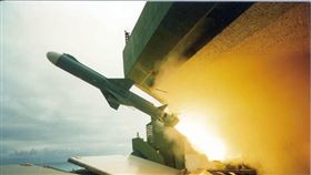 台灣對飛彈射程，沒有非常長程的需求。圖為雄二飛彈。（圖／中科院提供）