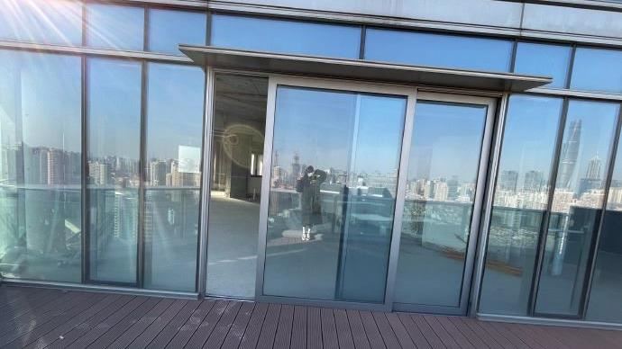 女星獨住190坪空中豪宅　意外曝光
