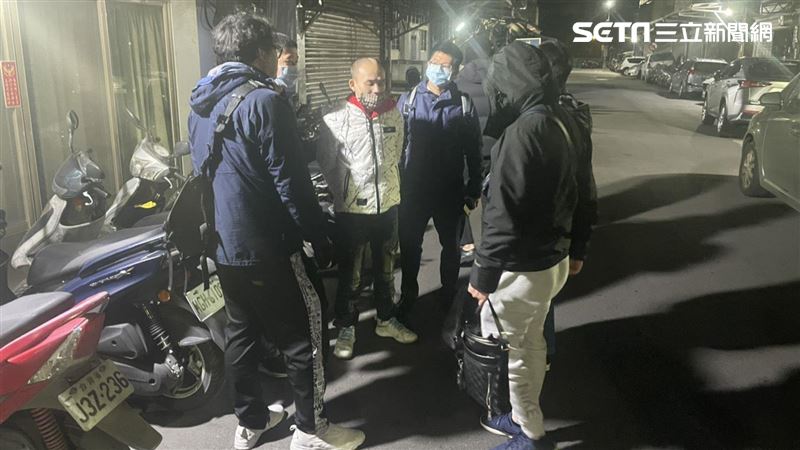 要買最貴的金項鍊　板橋驚傳銀樓搶案