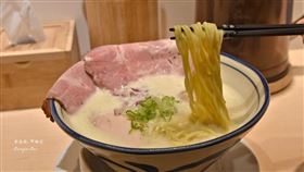 雞白湯拉麵（圖／周花花提供）