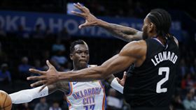 單手抓兩寶特瓶！可愛「巨掌」驚呆網
NBA,洛杉磯快艇,Kawhi Leonard,手掌,巨爪商標
美聯社／達志影像