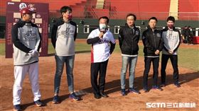 ▲中華職棒樂天桃猿在嘉義縣立棒球場開訓。（圖／記者黃泓哲攝影）
