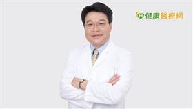 任勗龍醫師表示，任何人都可能發生心肌炎，在臨床上從小朋友到年長的病患都有，但像是免疫系統尚未發育完全的嬰幼兒、癌症治療的患者或是本身患有自體免疫疾病的人，相對為心肌炎好發的高風險族群。