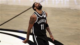 厄文搞失蹤　名記：損失恐破3千萬
NBA,布魯克林籃網,Kyrie Irving,失蹤,生日,開趴,防疫,隔離
美聯社／達志影像