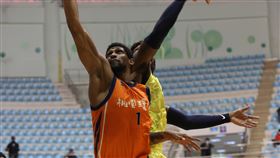 璞園洋將喬丹（Jordan Tolbert）。（圖／籃協提供）