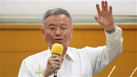 楊志良加入白色聯盟選不分區立委（3）前衛生署長楊志良8日在台北出席加入白色聯盟政黨記者會，接受白色聯盟提名不分區立委選舉，致詞時，除了發表參選理念，也頻頻以犀利言詞評論時政。中央社記者徐肇昌攝  108年10月8日