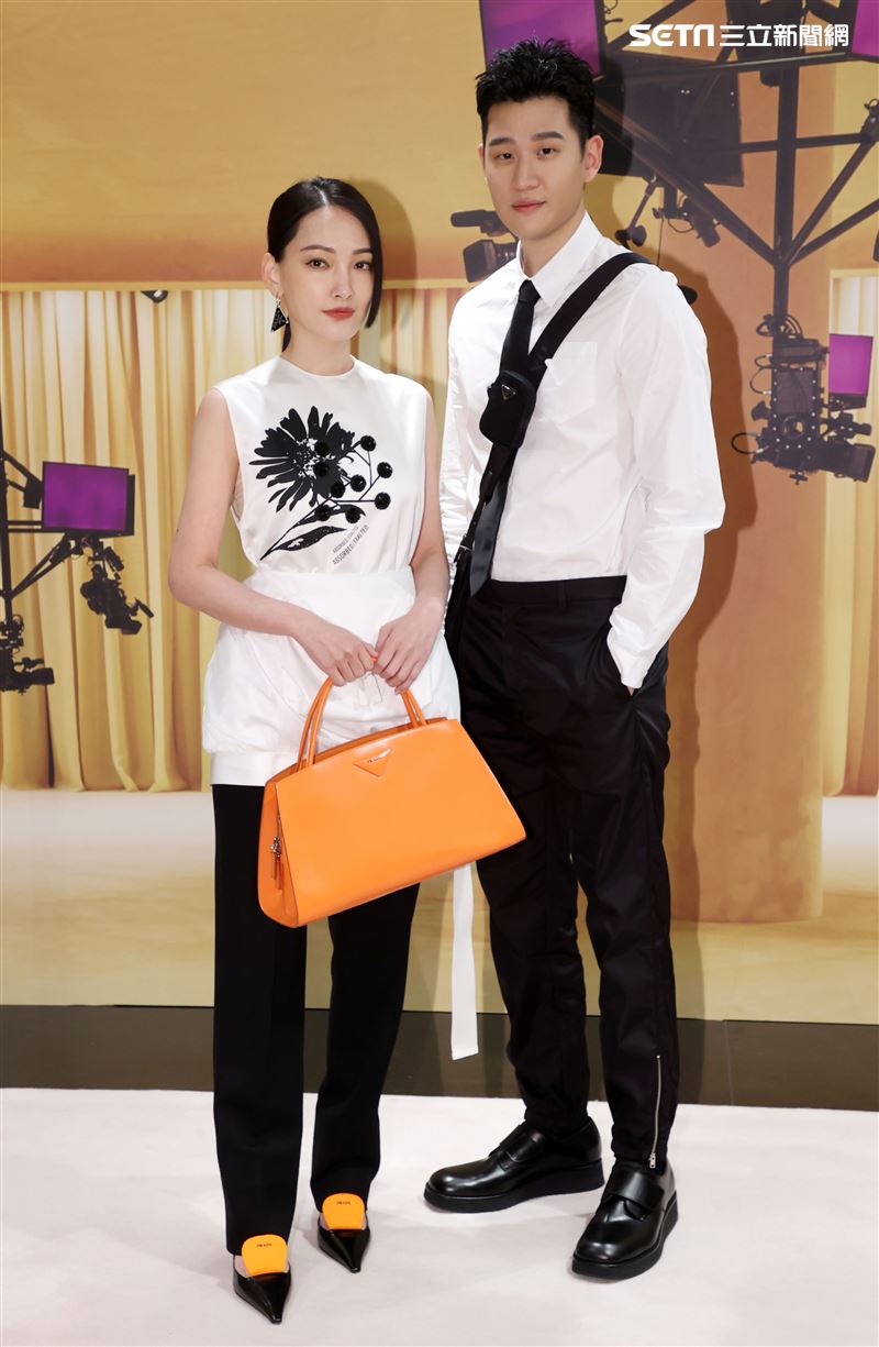 周興哲、林映唯出席Prada 2021春夏男女裝列媒體發表會。（記者邱榮吉/攝影）