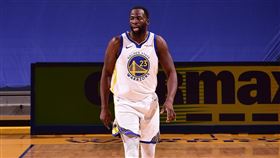 ▲格林（Draymond Green）守下溜馬3打1快攻。（圖／翻攝自勇士推特）