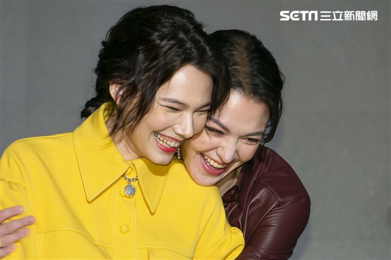 張榕容、紀培慧出席愛奇藝華語劇集《逆局》卡司發佈。（圖／記者楊澍攝影）