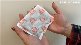 寒流/暖暖包/小白兔暖暖包。（圖／記者洪玲明拍攝）