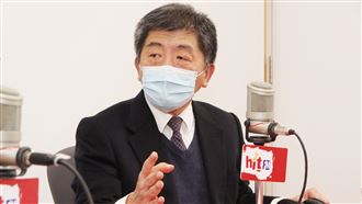 楊志良：噴到就要換防護衣　阿中打臉