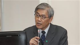 尋找下一個護國神山  黃天牧看好6大核心戰略產業台積電牽動台灣半導體產業發展，也連動台股表現，為找尋下一個台積電、護國神山，金管會主委黃天牧23日在立法院財政委員會表示，目前政府推動「6大核心戰略產業」，這當中應該有未來的「護國神山」。中央社記者張新偉攝  109年12月23日