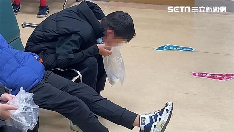 新／國小畢旅集體嘔吐　25學生送醫