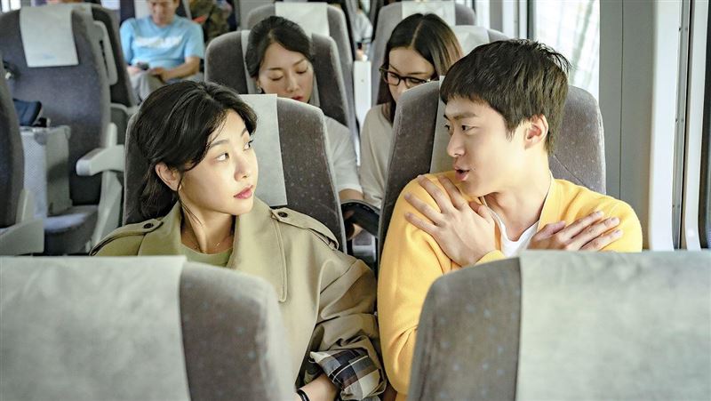 韓性感女團成員死會？情牽年下男演員