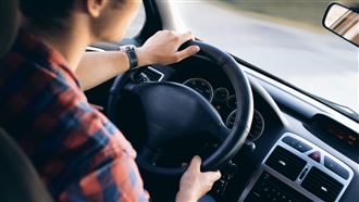 天冷需暖車再上路？汽車大廠解答了