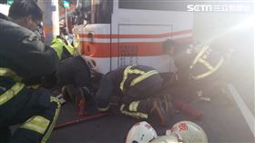 新北,板橋,公車,車禍,死角（圖／翻攝畫面）