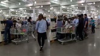 她擠人群搶暖暖包！影片曝網驚：喪屍