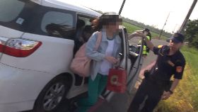 A又抓白牌車1800