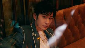 黃曉明為新片瘦到只剩66公斤。微博