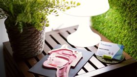 當長輩發生吞嚥困難，需要帶著鼻胃管回到家中生活，經專業醫師、語言治療師評估確診後，可進一步申請居家「語言治療」協助長輩，或是長照服務中的「居家照顧」服務。