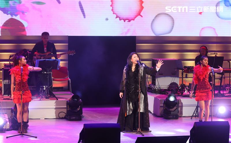 裘海正愛我和我愛的人「2021巡迴演唱會」。（記者邱榮吉/攝影）