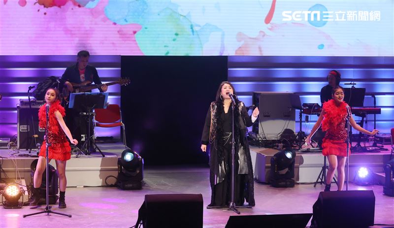 裘海正愛我和我愛的人「2021巡迴演唱會」。（記者邱榮吉/攝影）