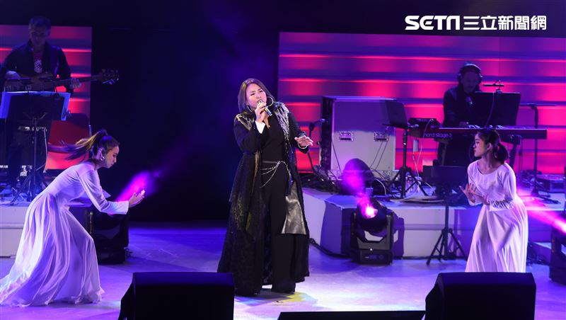 裘海正愛我和我愛的人「2021巡迴演唱會」。（記者邱榮吉/攝影）