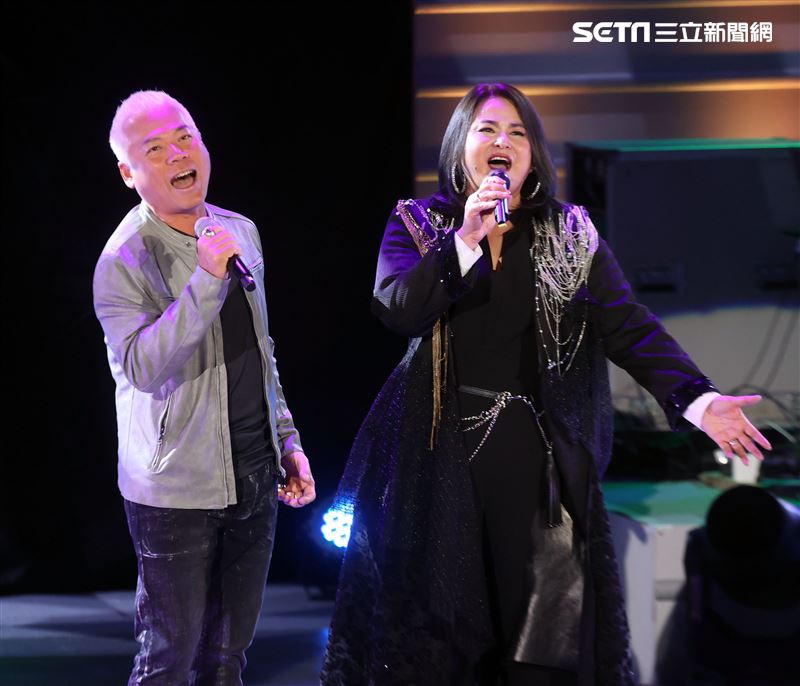 巫啟賢出席裘海正愛我和我愛的人「2021巡迴演唱會」的嘉賓。（記者邱榮吉/攝影）