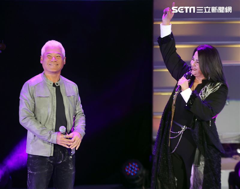 巫啟賢出席裘海正愛我和我愛的人「2021巡迴演唱會」的嘉賓。（記者邱榮吉/攝影）