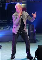 巫啟賢出席裘海正愛我和我愛的人「2021巡迴演唱會」的嘉賓。（記者邱榮吉/攝影）