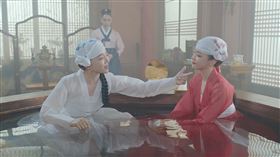 申惠善與金正鉉演出《哲仁王后》。（圖／friDay影音提供）