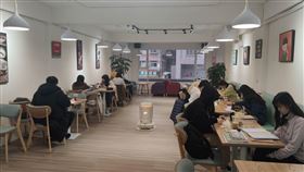 煤油暖爐，咖啡店老闆，暖心，(圖／咖啡店老闆蔡先生提供)