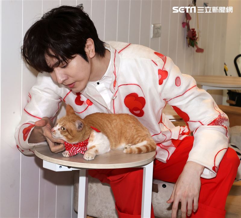 陳璽安出席「璽安與貓」公益明信片記者發佈會。（記者邱榮吉/攝影）