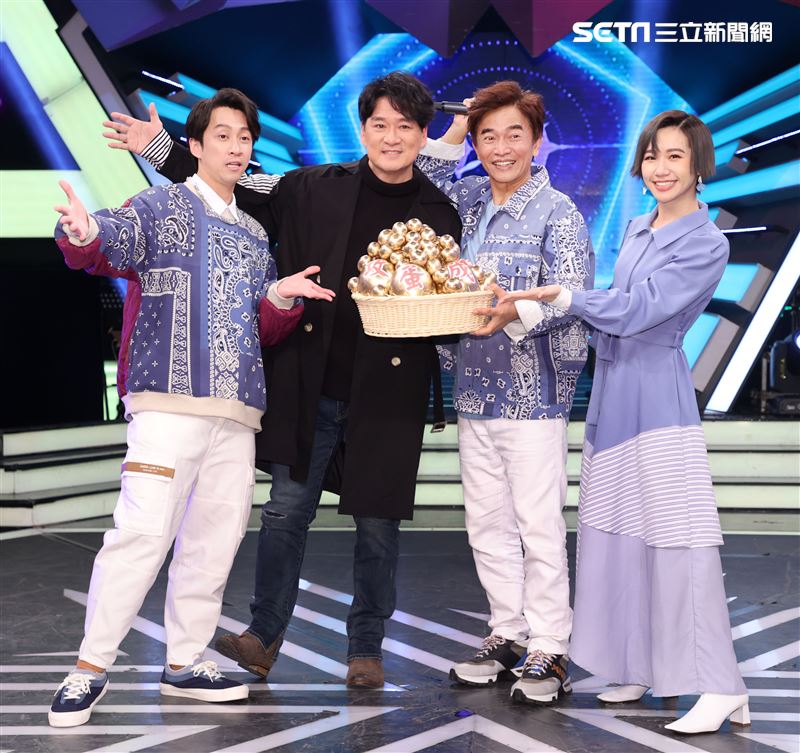 周華健上「綜藝大熱門」為演唱會宣傳。（記者邱榮吉/攝影）